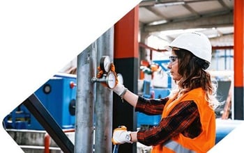 Maintenance-worker-carrying-out-work
