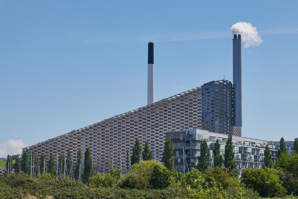 tackling carbon emissions in building maintenance-1